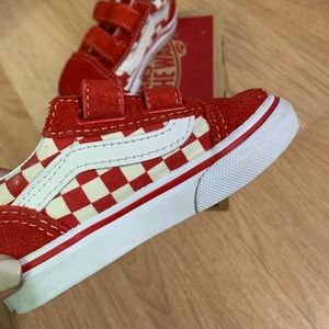 kids red checkered vans